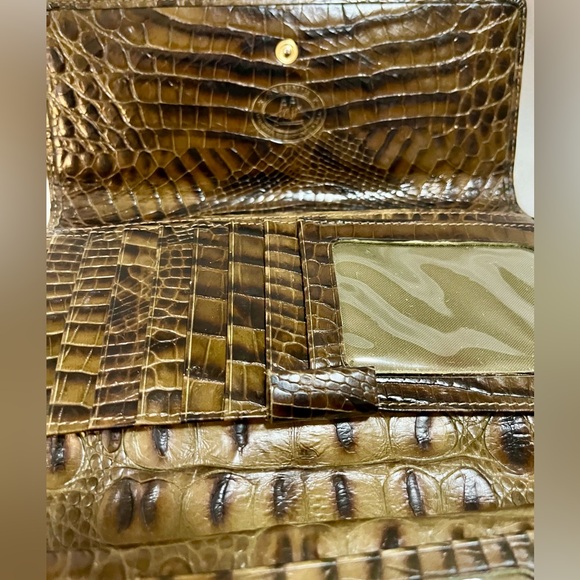 Brahmin Olive Crocodile Embossed Wallet Set - Picture 2 of 15